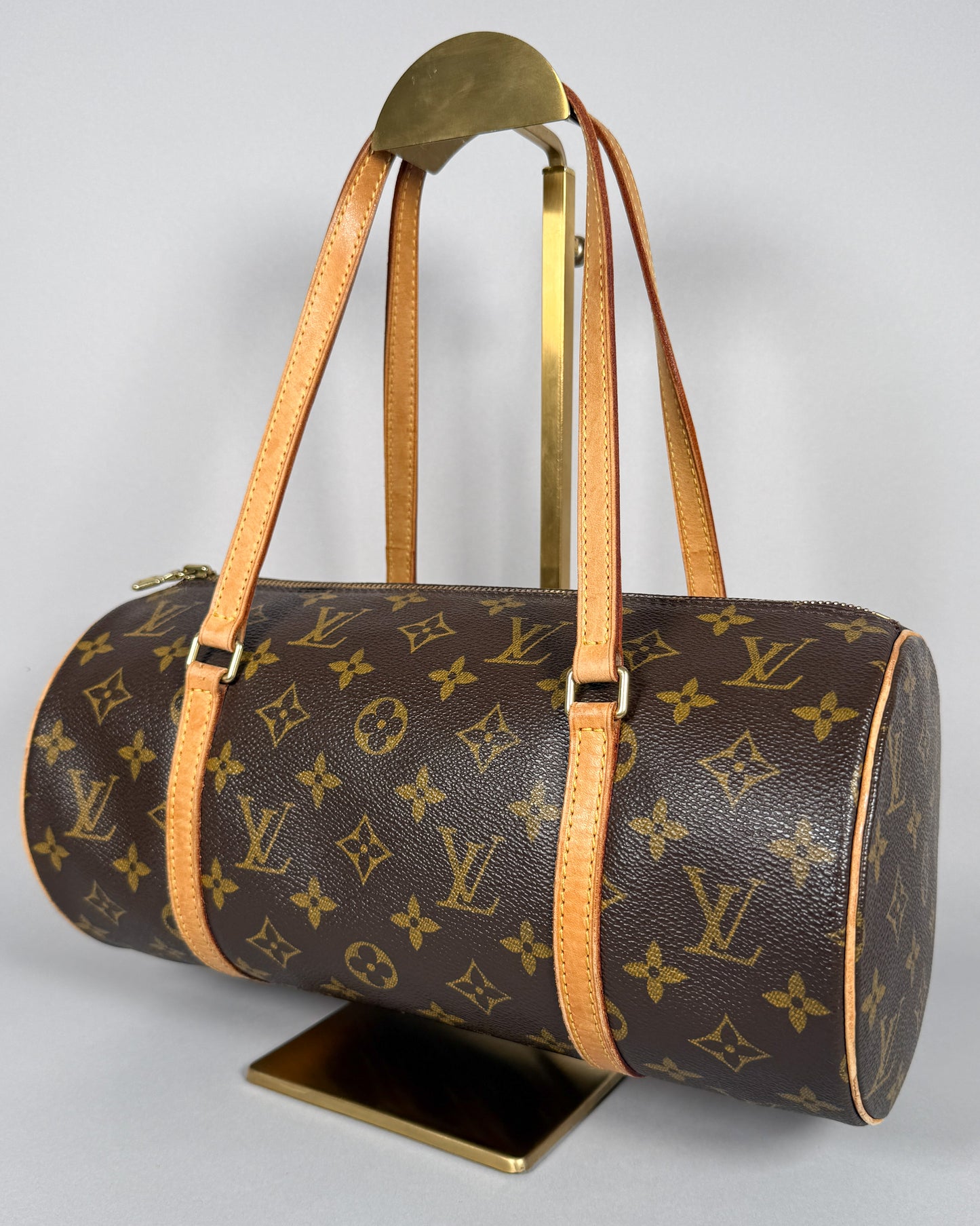 LOUIS VUITTON Papillon 30