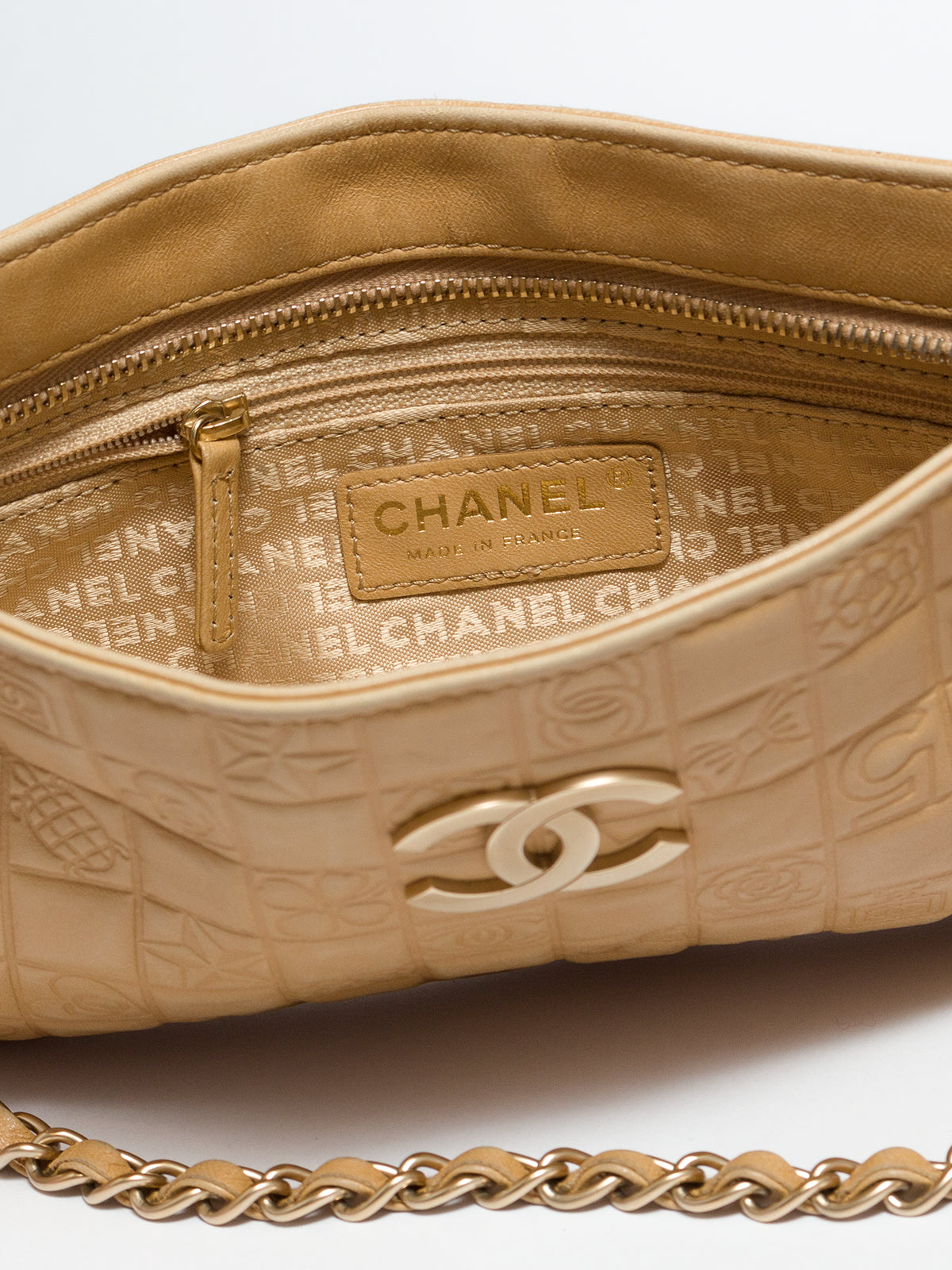 CHANEL Precious Symbol 2003