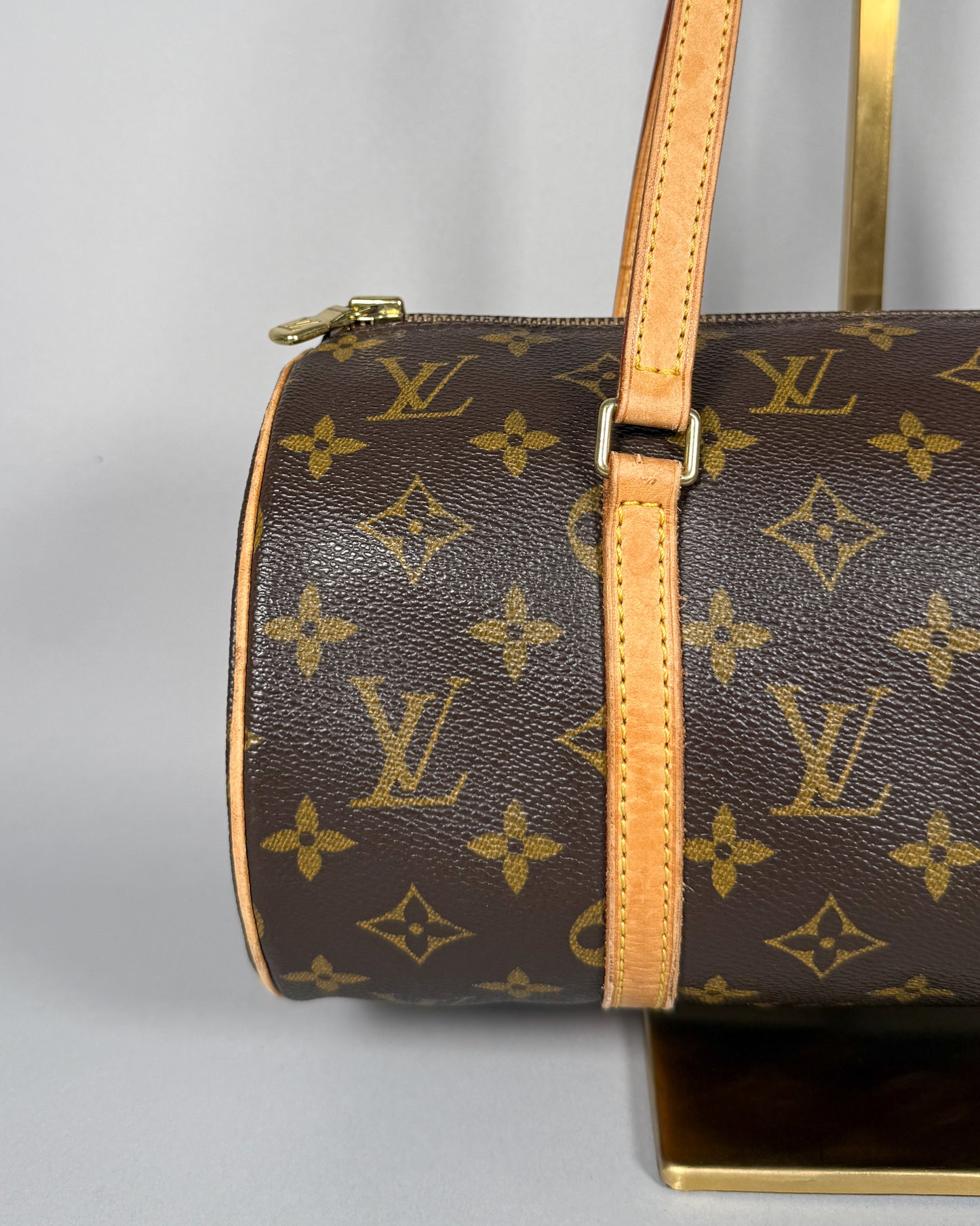 LOUIS VUITTON Papillon 30
