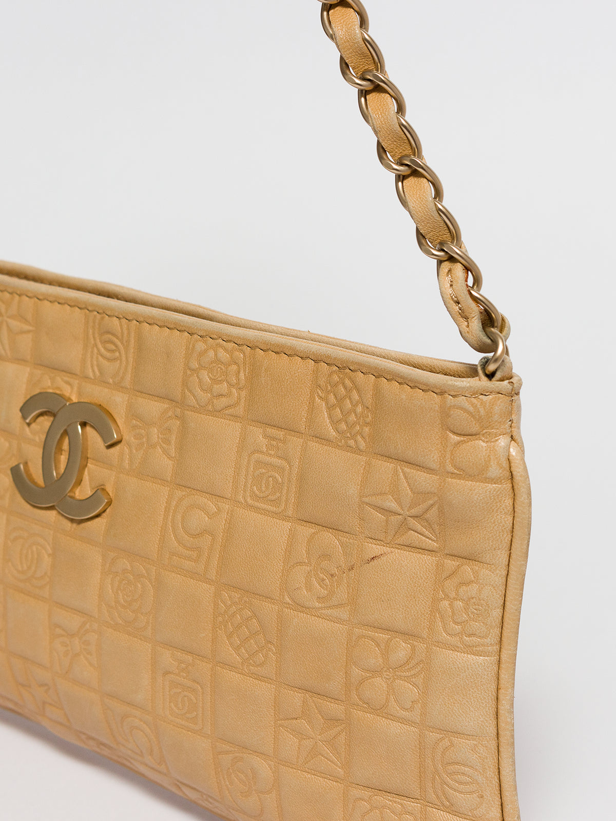 CHANEL Precious Symbol 2003