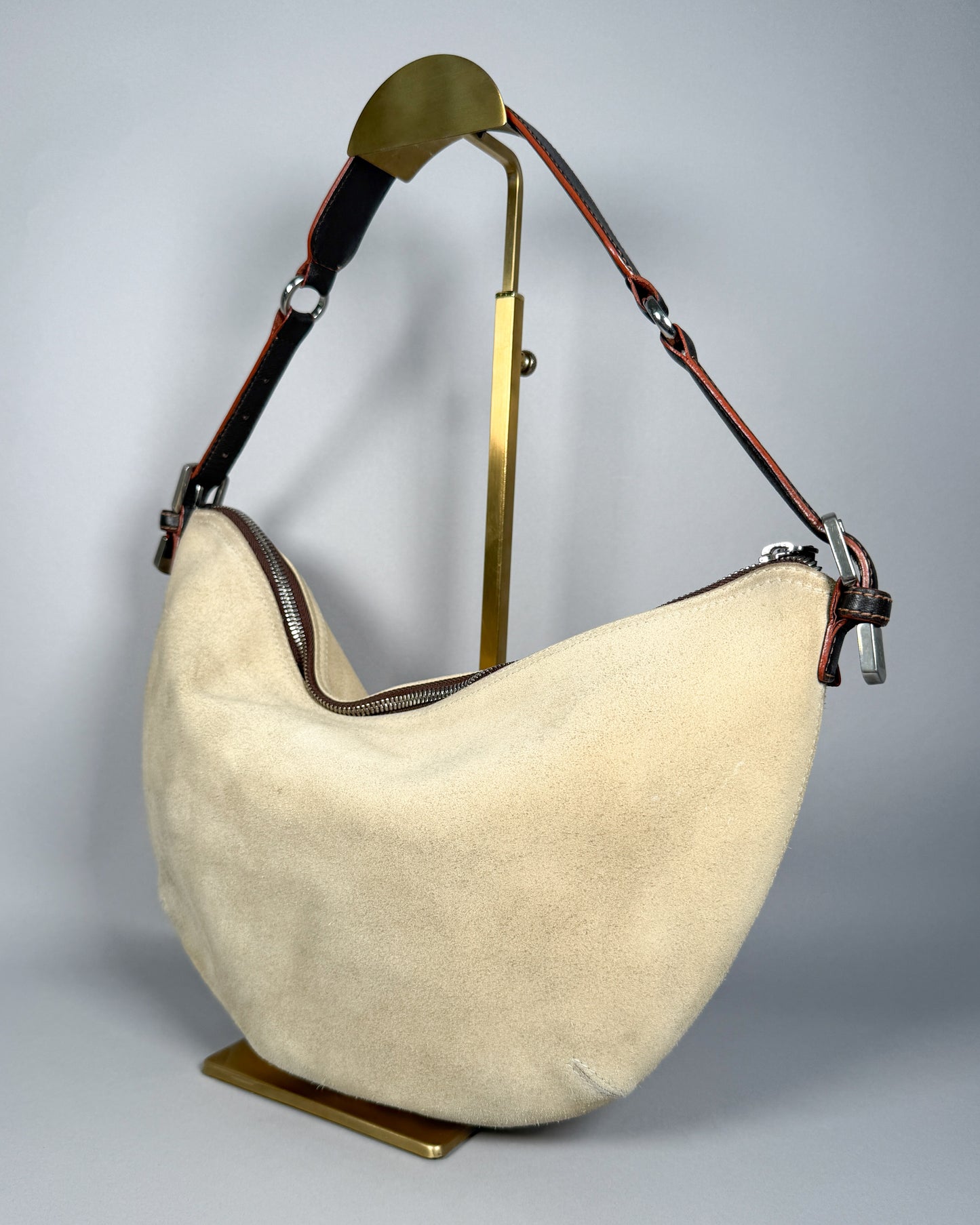 LOEWE Media Luna