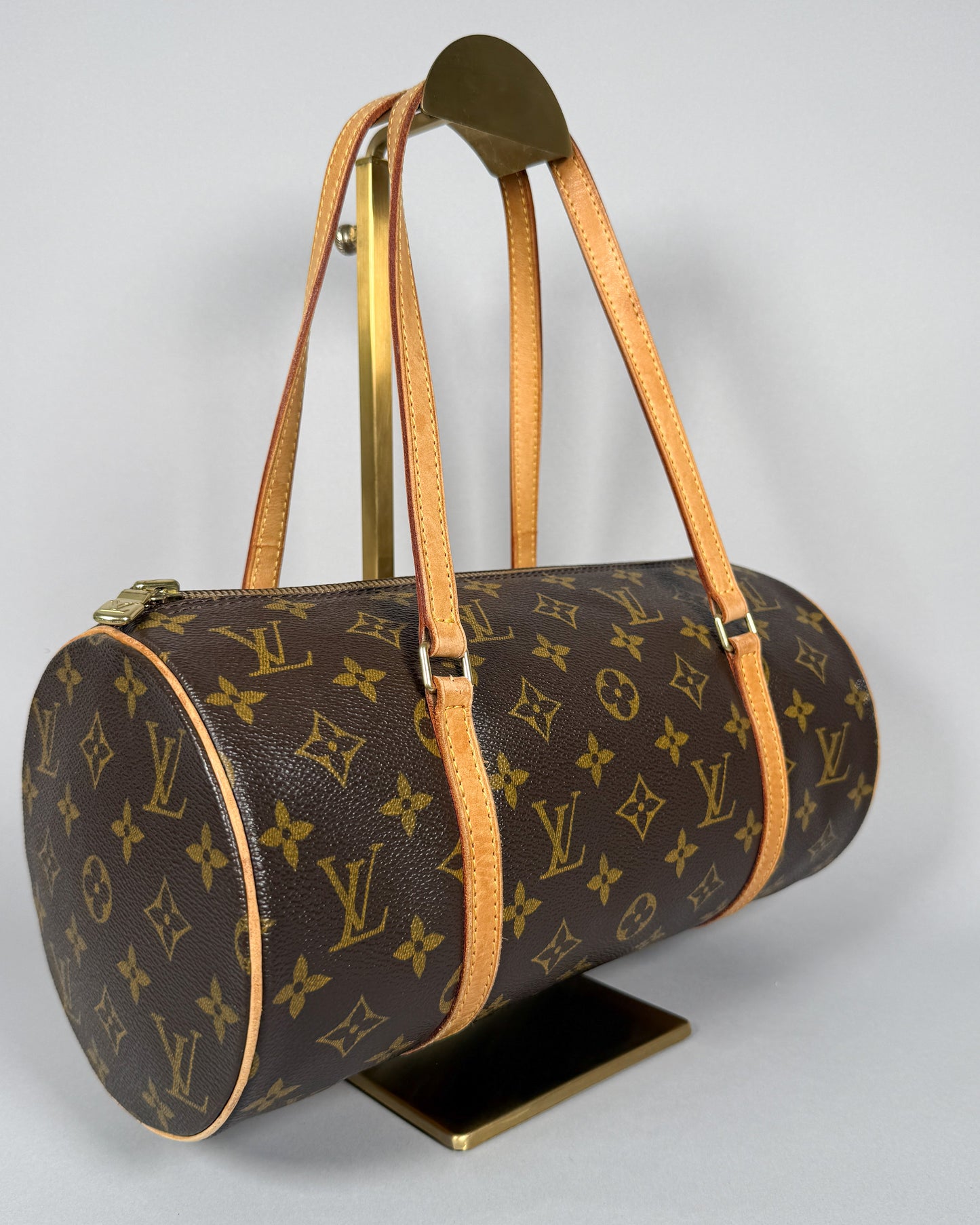 LOUIS VUITTON Papillon 30