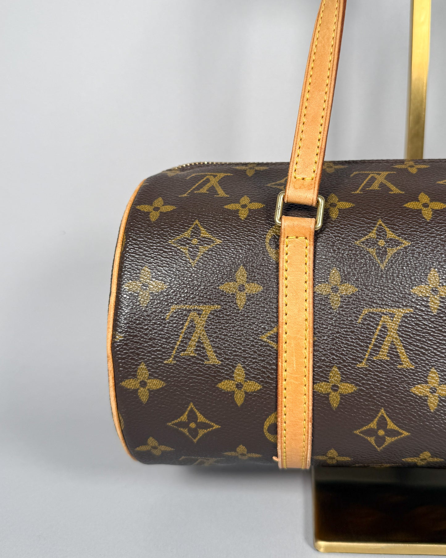 LOUIS VUITTON Papillon 30