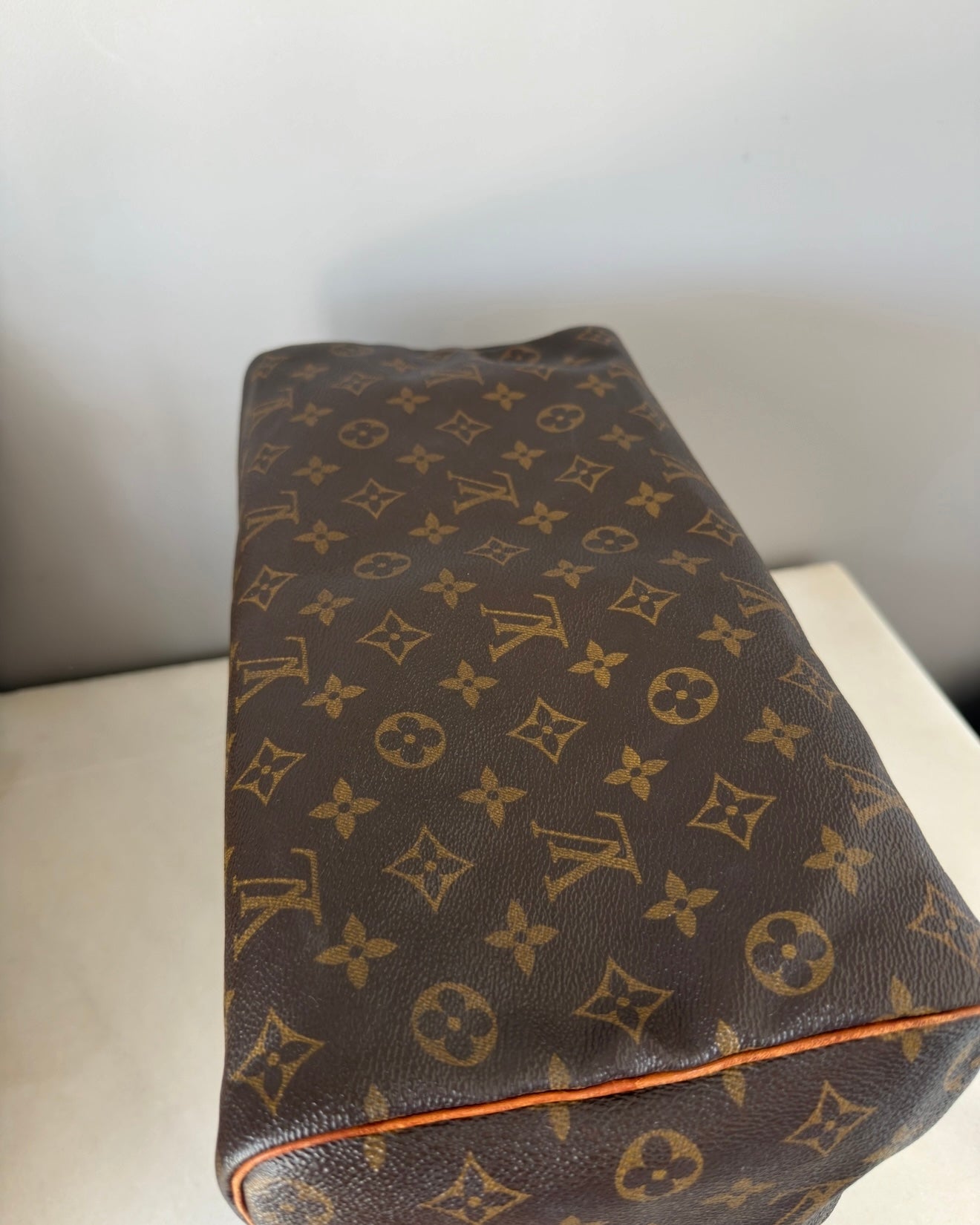 LOUIS VUITTON Speedy 35