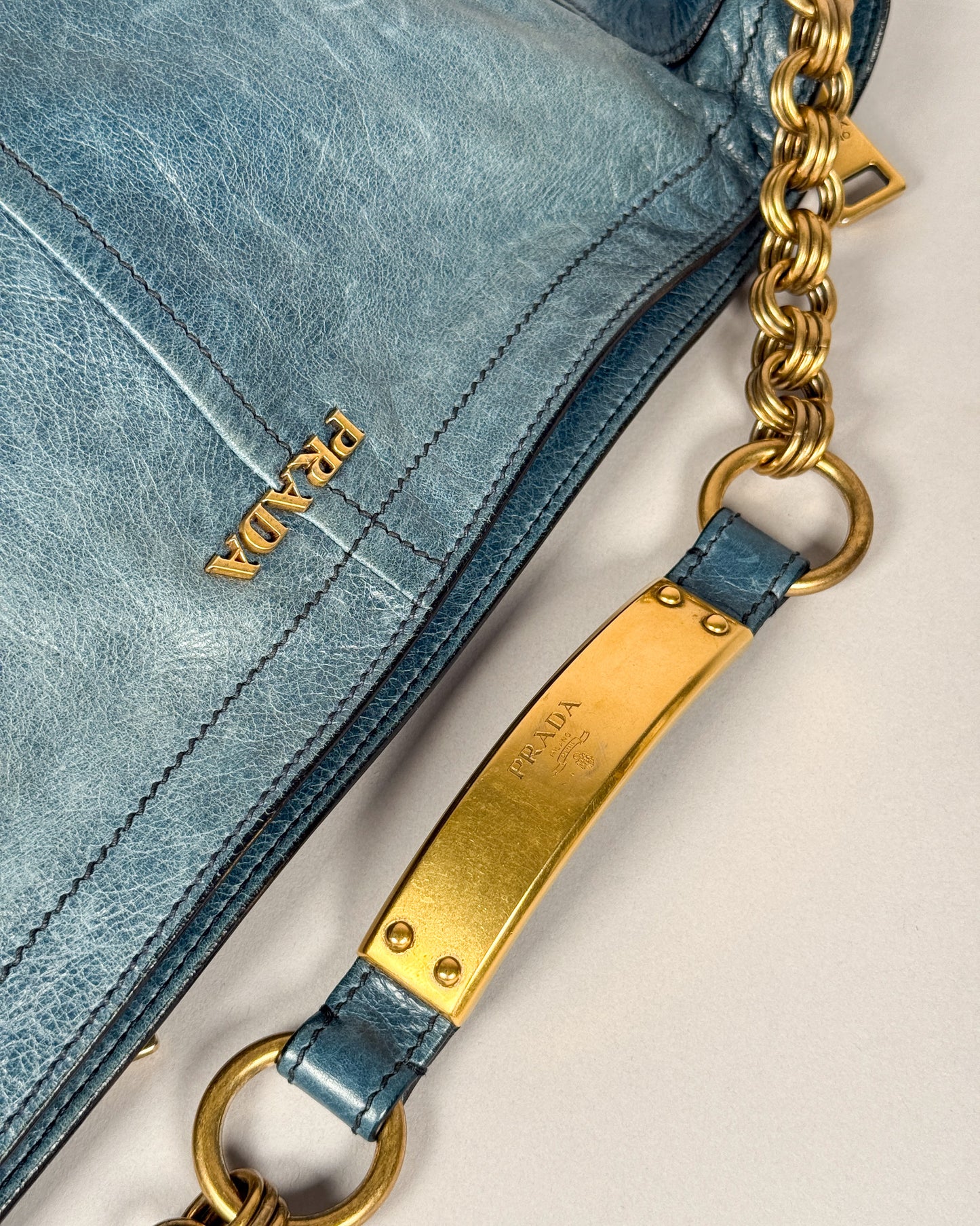 PRADA Vitello