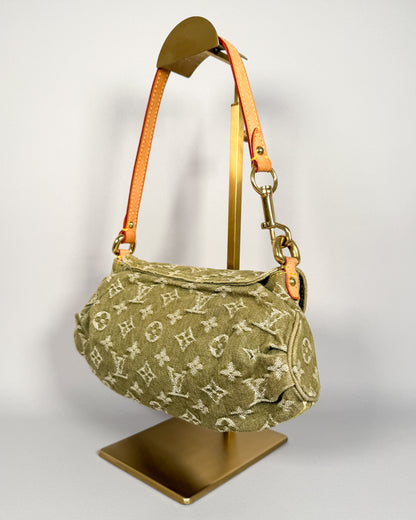 LOUIS VUITTON Pleaty
