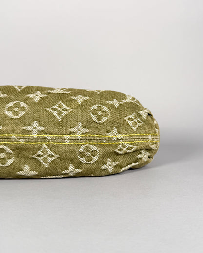 LOUIS VUITTON Pleaty